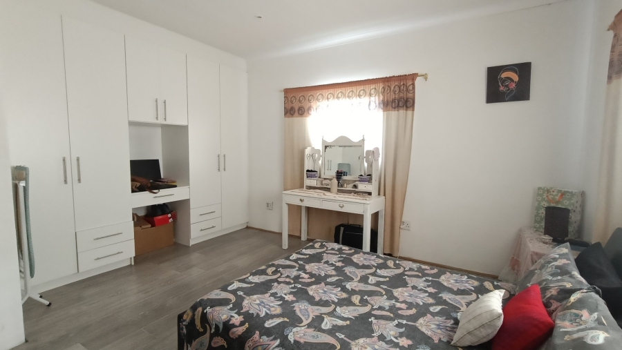 3 Bedroom Property for Sale in High Places Western Cape